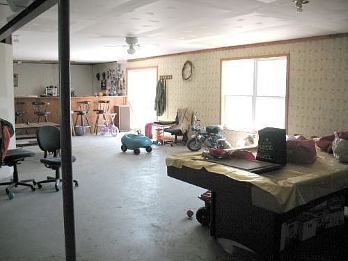 LL Family Room/Entertainment Center