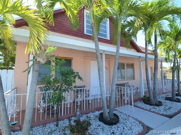 274 E 9th St, Hialeah, FL 33010