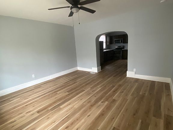 3rd image of 2717 Slevin St APT 3