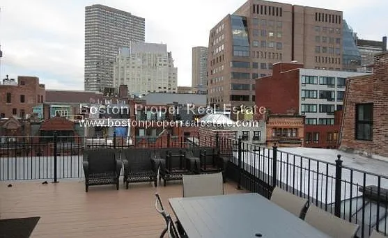 3 bed, 2.5 bath, $8,995 — Photo 1