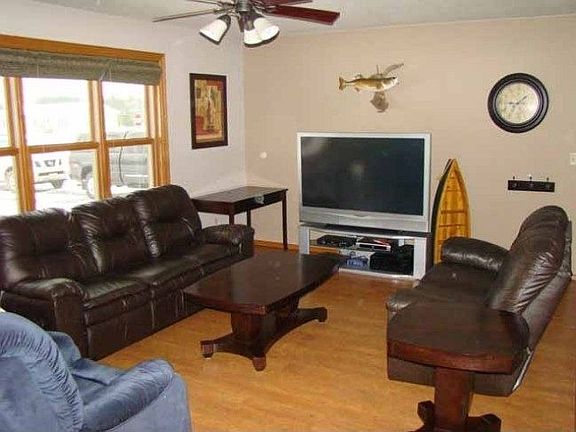 4th image of 3120 Branwood Dr