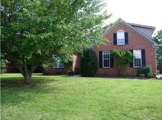 1526 Shadywood Ln, Murfreesboro, TN 37130