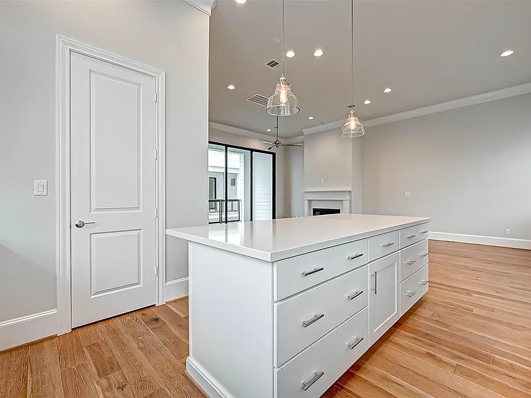 2234 Lou Ellen Ln #A — Photo 31