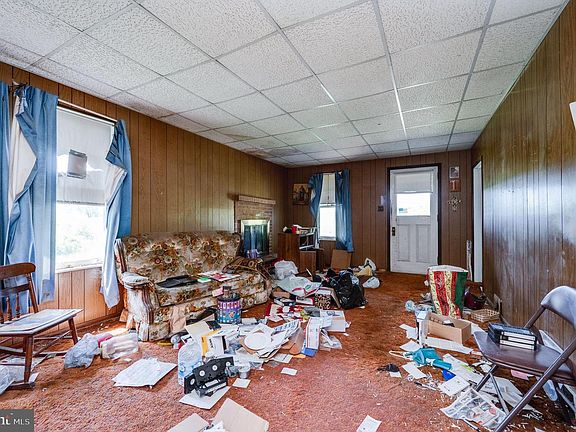 8th image of 491 Gunhart Rd