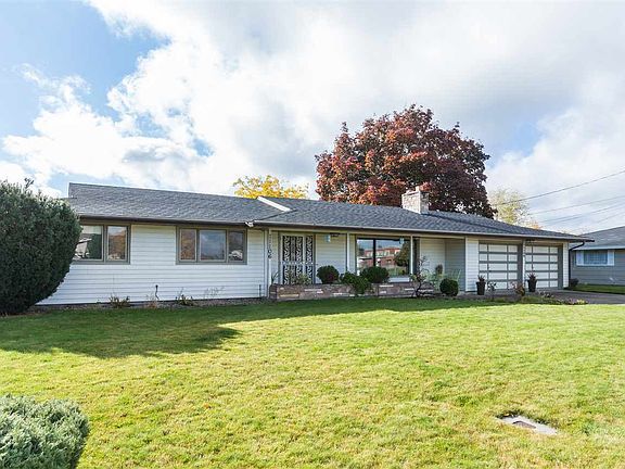 2nd image of 11106 E Alki Ave