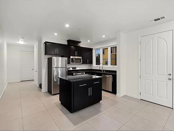 3rd image of 7388 Calle Real #6