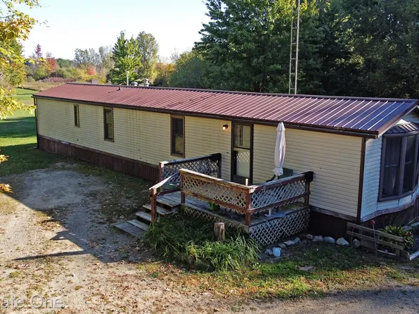 8350 Cargill Rd, Brown City, MI 48416