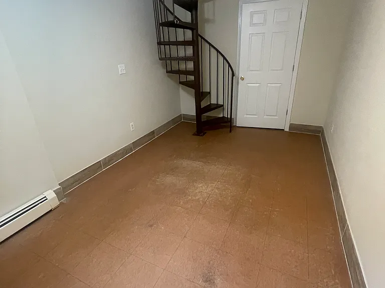 Doris St — Photo 3