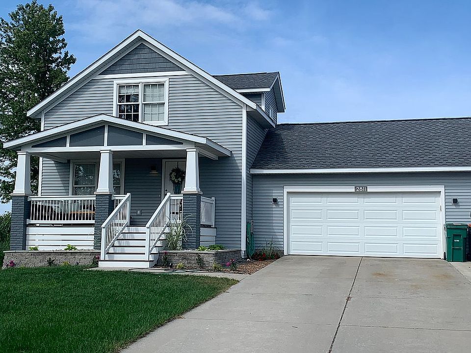 1st image of 2811 Sunrise Ave