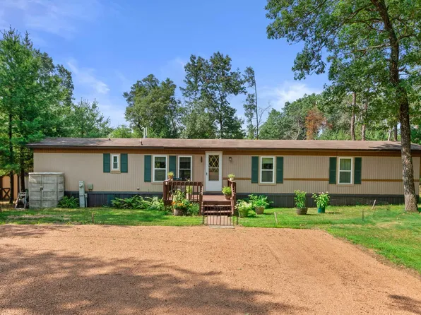 643 Hampton Trl, Nekoosa, WI 54457