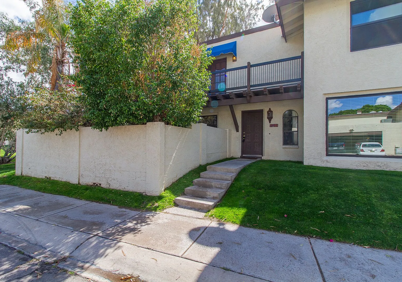 Excellent 2bed, 1.5bath Townhouse Located Near 48th St & Guadalupe — Photo 1
