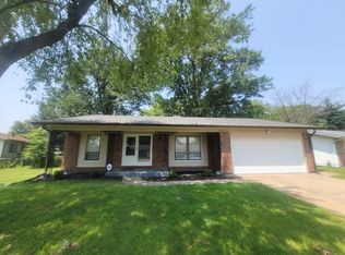 11239 Parkmont Dr, Saint Louis, MO 63138