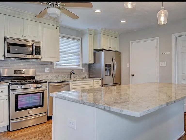 2237 Ebb Tide Rd — Photo 3