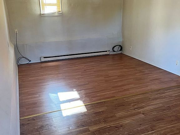 4th image of 1213 Noah Dr Unit 1-4