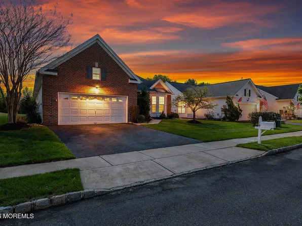 14 Williamsburg Court, Allentown, NJ 08501