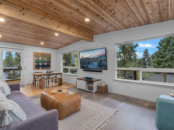 1961 SE Waco Dr, Bend, OR 97702