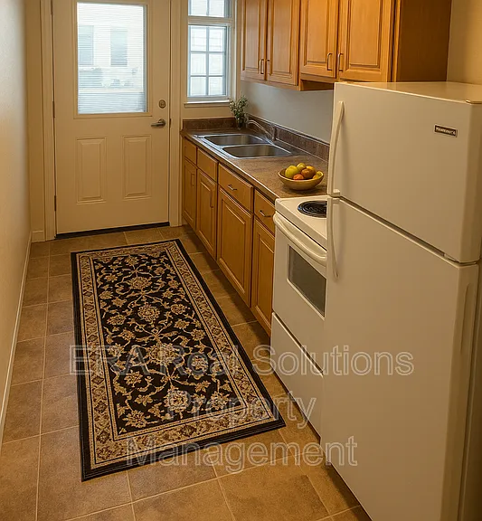 371 Mayfair Blvd #D — Photo 3
