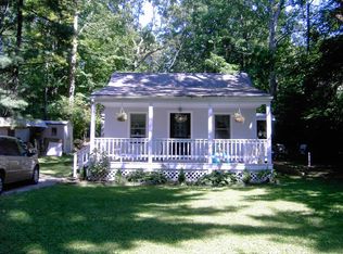 13 Oak St, New Fairfield, CT 06812