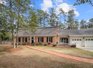 106 Pinelake Dr, Elizabeth City, NC 27909