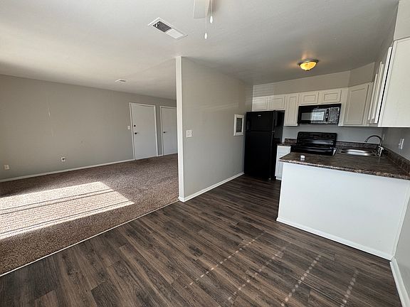 5th image of 9134 E 10th St #4