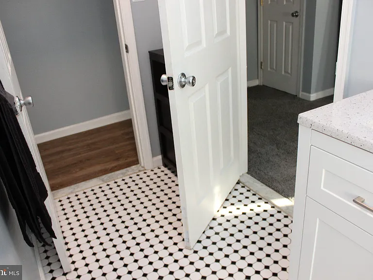 2400 Duncan St #1 — Photo 21