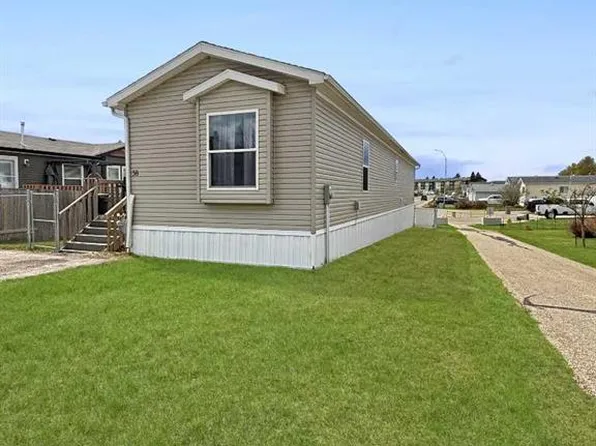 58 E Gunderson Dr, Whitecourt, AB T7S 0C5