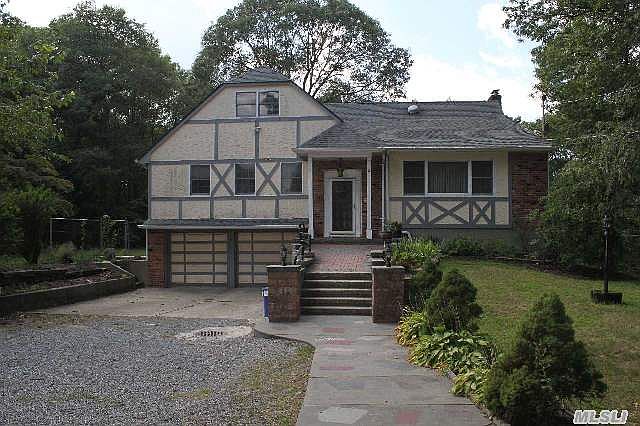 1st image of 12 Winston Dr