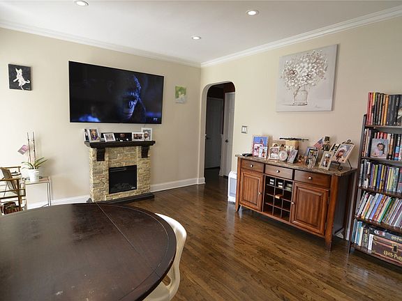 4th image of 263-43 74th Ave #A