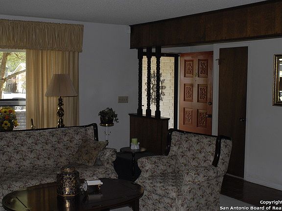 4th image of 5614 Edie Adams Dr