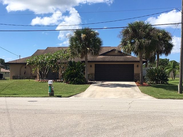 1st image of 209 Rotonda Cir
