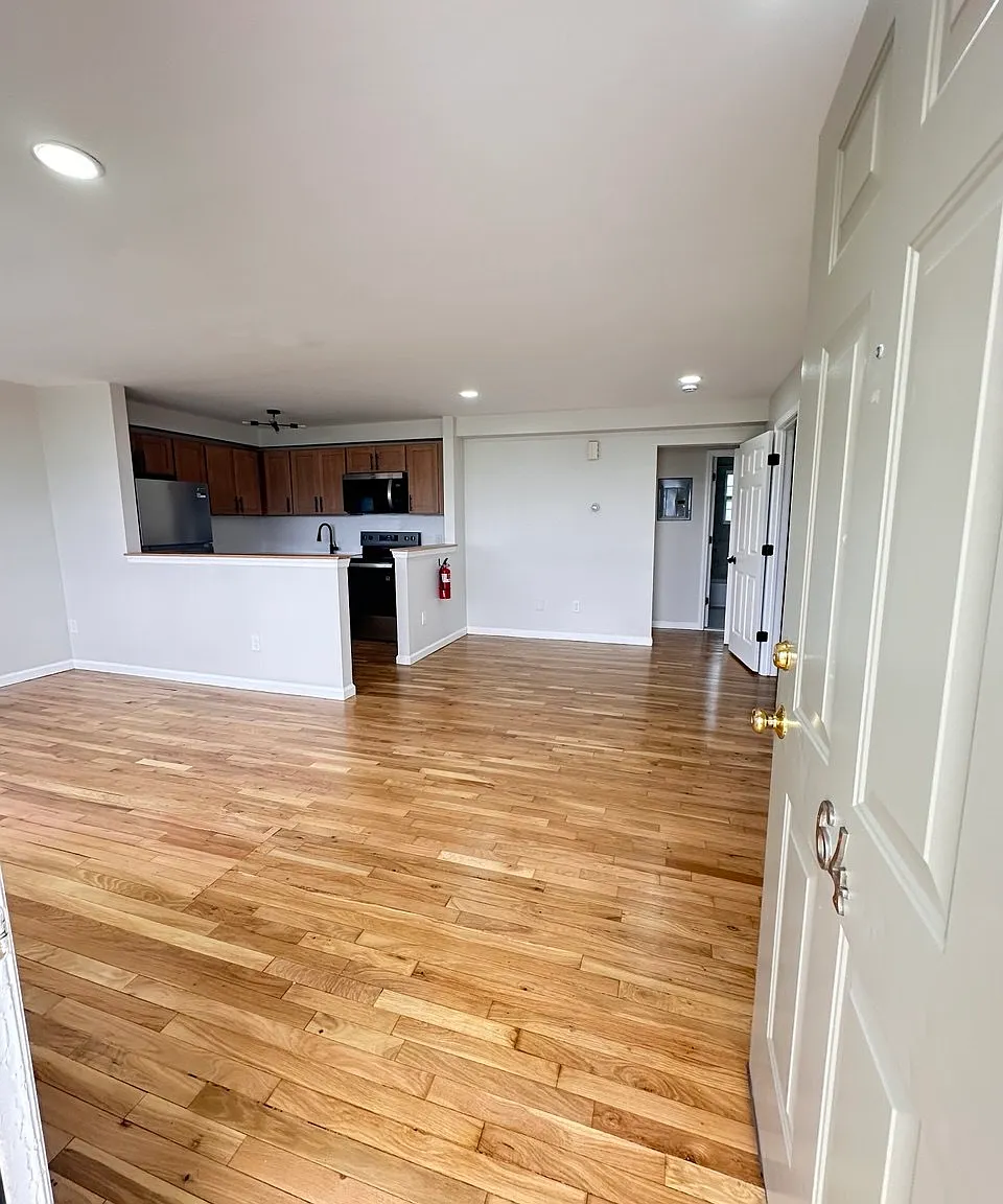 1 bed, $2,250 — Photo 4