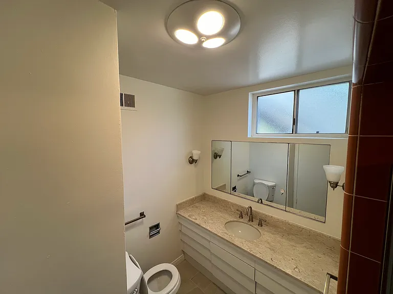 HALLWAY BATH ROOM