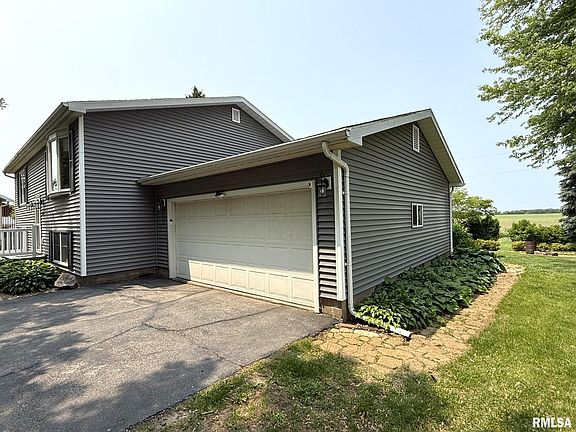 2nd image of 4376 Westport Cir