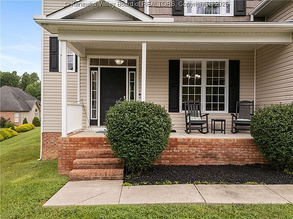 4th image of 35 Hyde Park Rd
