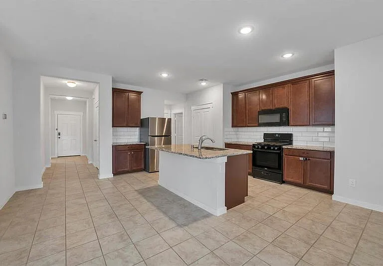 31415 Stone Ridge Forest Dr — Photo 26
