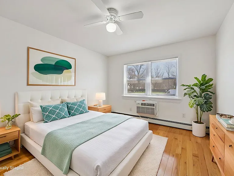 436 Lincoln Ave — Photo 14