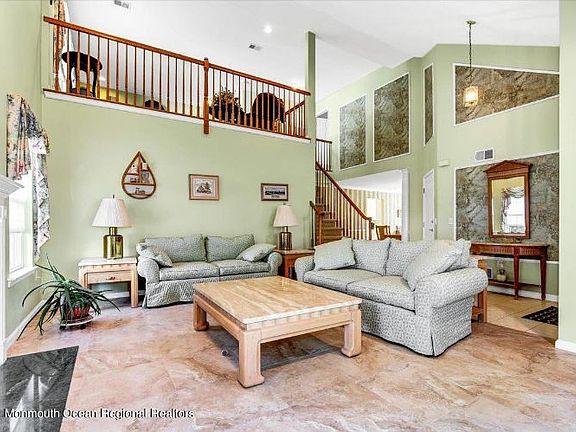 5th image of 4 Pine Valley Ct