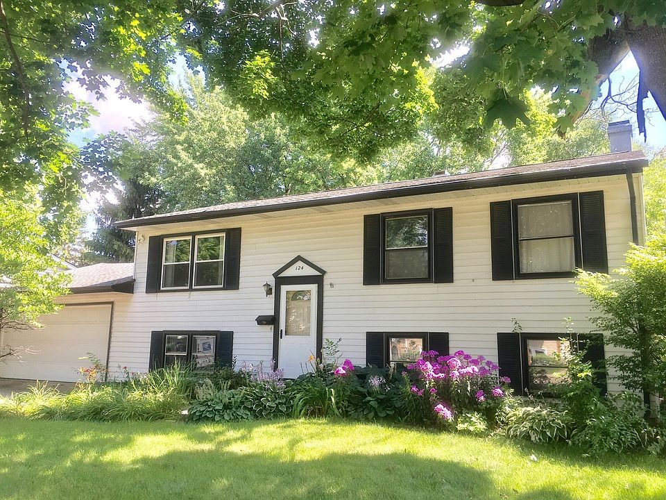 1st image of 124 Sunshine Ln
