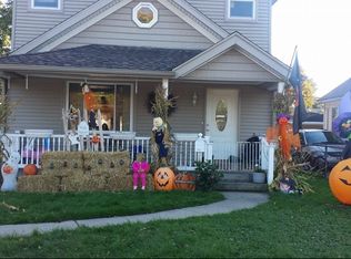 17708 Martin Rd, Roseville, MI 48066