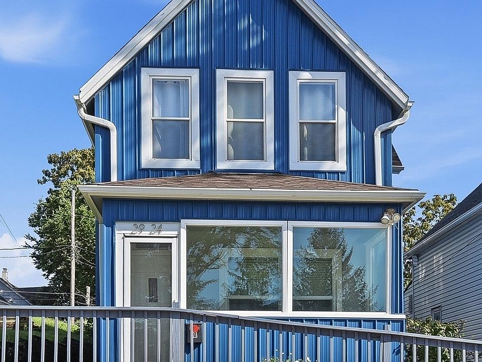 1st image of 2924 Dupont St
