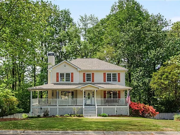 730 Winnbrook Dr, Dacula, GA 30019