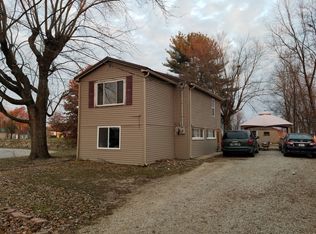 313 E Medcalf St, Dale, IN 47523
