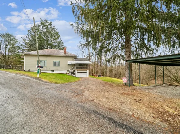 64 Allegheny Rd, Vandergrift, PA 15690