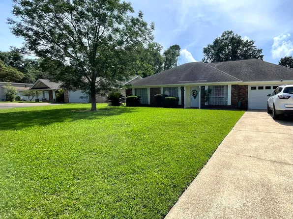 325 Westview Dr, Biloxi, MS 39531