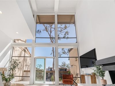 7324 Marina Pacifica Dr N, Long Beach, CA, 90803