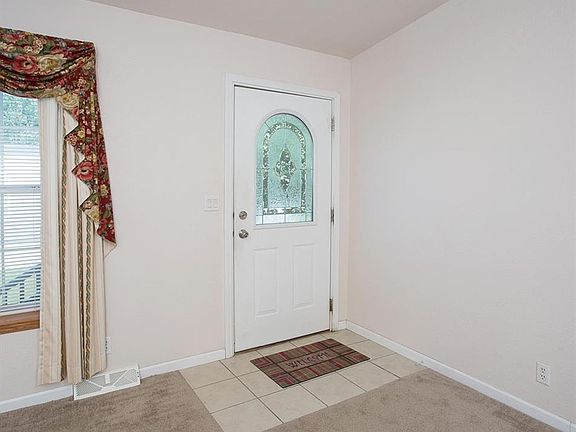 5th image of 515 Jemstone Dr