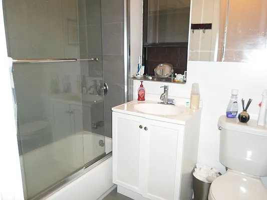 Rented by Sky Management | media 64