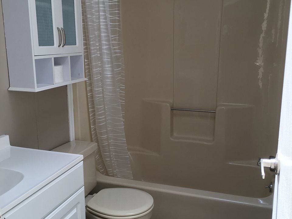 1st image of 228 Flame Ln