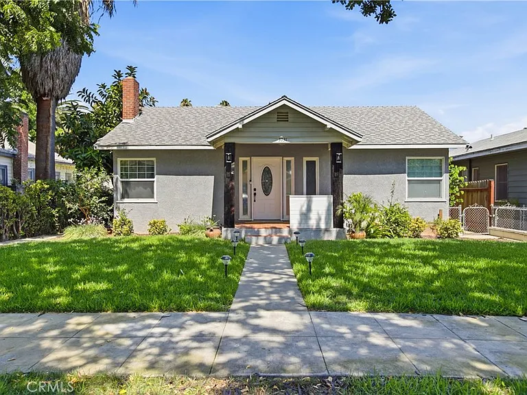 3031 Chestnut St — Photo 3