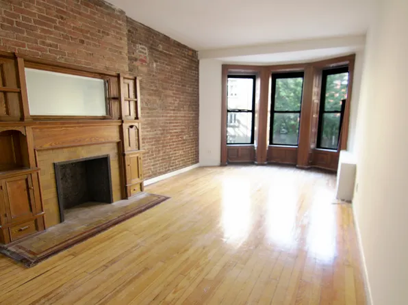 310 West 89th Street image 1 of 5